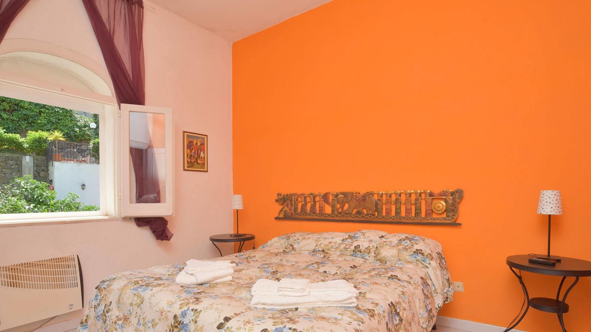 Residence Aegidius Ischia Exteriör bild